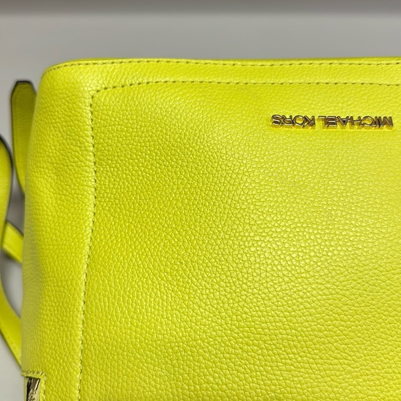 SOLD🔥🔥🔥NEW Michael Kors Jessa Medium Leather Backpack - Picture 11 of 13